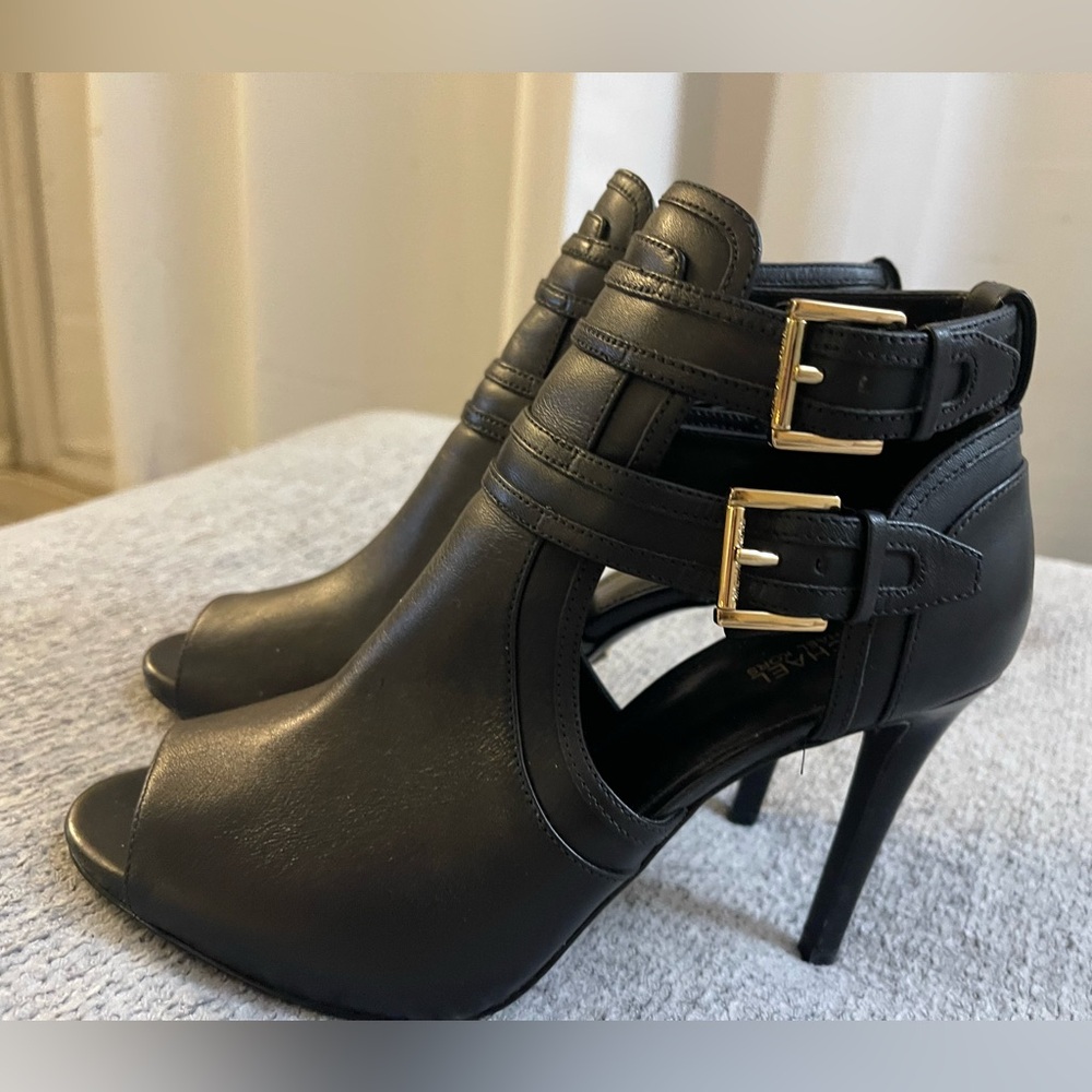 MICHAEL KORS Open-toe Ankle Boot US Size 7.5